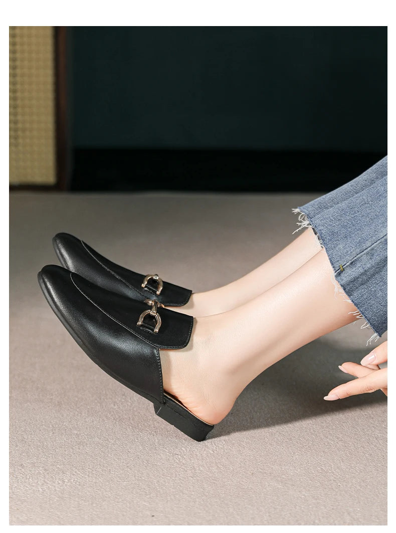 2024 spring and summer women’s outer wear slippers flat shoes Women's casual mules Stylish metal decoration Large size 41-44