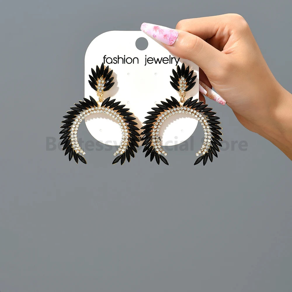 Exaggerated Red Imitation Gemstone Crescent Drop Earrings for Women Vintage Elegant Luxury Party Prom Bride Jewelry Accessories