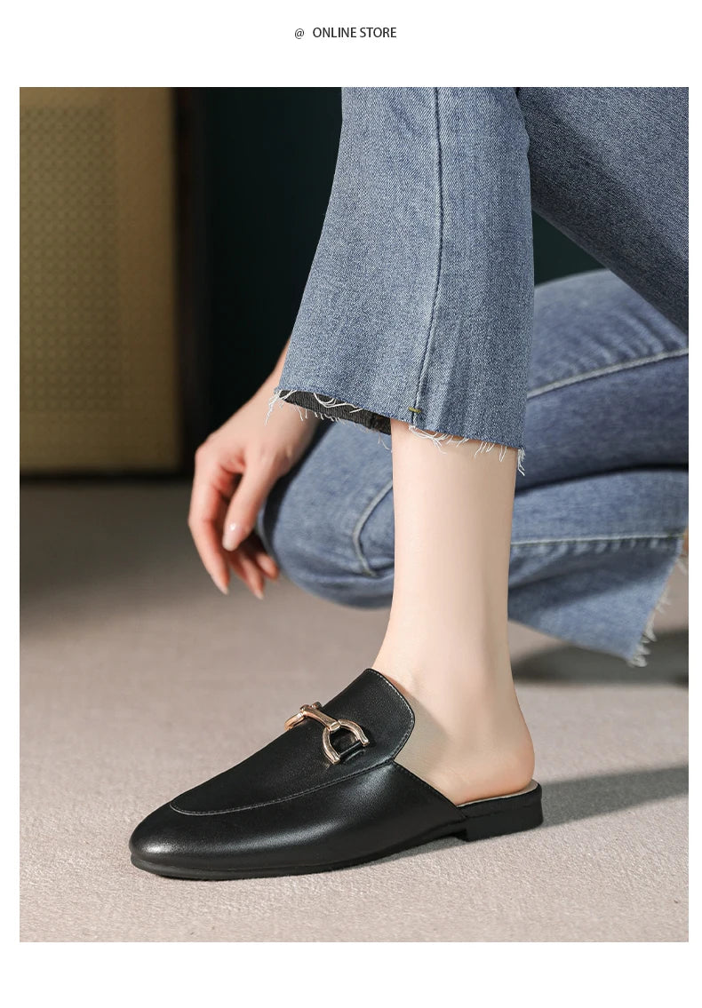 2024 spring and summer women’s outer wear slippers flat shoes Women's casual mules Stylish metal decoration Large size 41-44