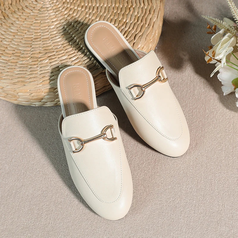 2024 spring and summer women’s outer wear slippers flat shoes Women's casual mules Stylish metal decoration Large size 41-44