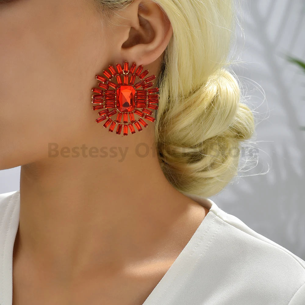 New Fashion Resin Metal Piercing Round Stud Earrings For Women Luxury Design Jewelry Modern Popular Eco-Friendly Ear Accessories