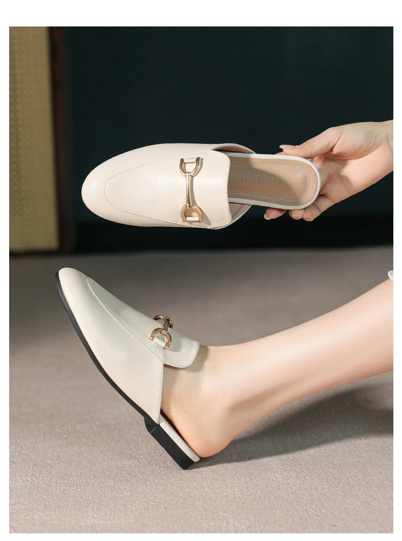 2024 spring and summer women’s outer wear slippers flat shoes Women's casual mules Stylish metal decoration Large size 41-44