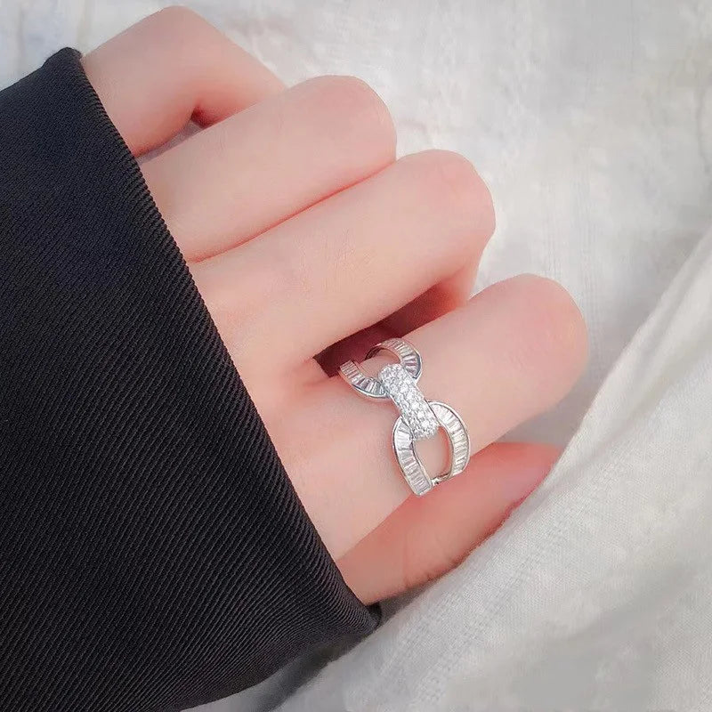 Huitan Creative Design Wedding Rings for Women Modern Fashion New Finger Accessories Engagement Party Temperament Female Jewelry