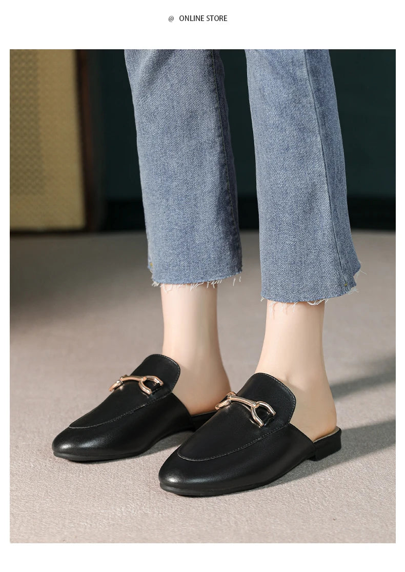 2024 spring and summer women’s outer wear slippers flat shoes Women's casual mules Stylish metal decoration Large size 41-44